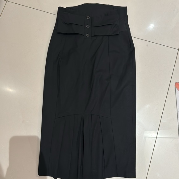 High waisted pencil skirt with pleat and bow detail at back - Picture 3 of 3